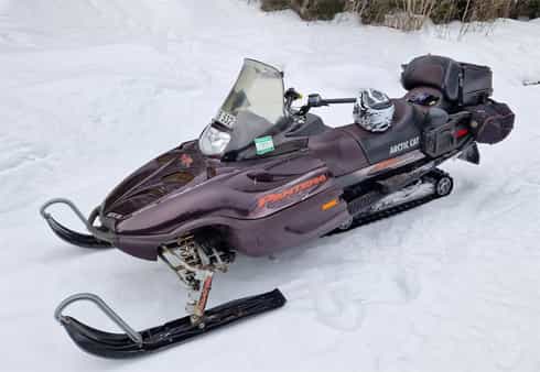 Snöskoter Arctic Cat Pantera 550 stulen utanför Hudiksvall