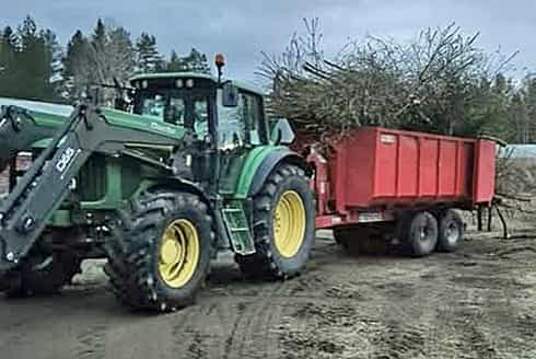 John Deere 6920S med Bigab vagn stulen i Skellefteå