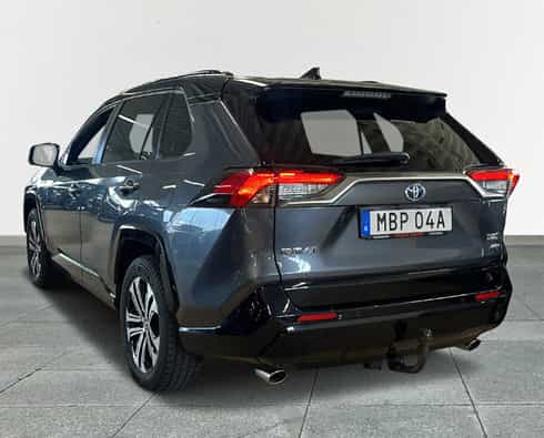 Grå Toyota RAV4 Plug in Hybrid AWD "Style" stulen i Täby norr om Stockholm
