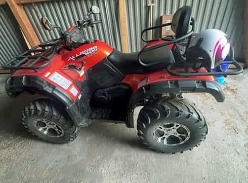 CFMoto CF500-2 stulen utanför Larv väster om Falköping