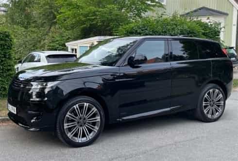 Svart Land Rover Range Rover Sport P510e Autobiography stulen i Bromma, Stockholm